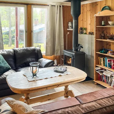 Stunning In With Kitchen Semesterbostad *